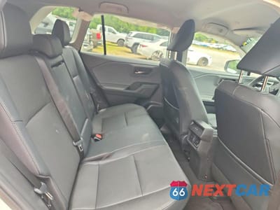 Zdjęcie 10 z 12 samochodu: 2026 TOYOTA RAV4 XLE PREMIUM VIN:2T36CRAV5TC004207 - miniatura