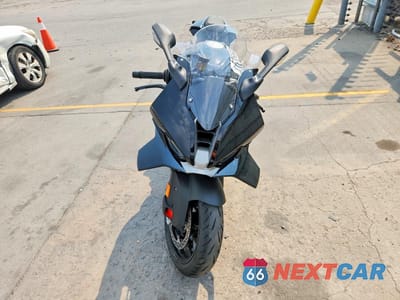 Drugie zdjęcie samochodu z przodu: 2026 BMW S 1000 RR VIN:WB10P2305T6M35839 - miniatura