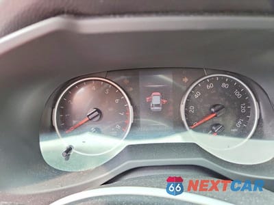 Zdjęcie 9 z 13 samochodu: 2019 TOYOTA RAV4 XLE PREMIUM VIN:JTMA1RFVXKD036668 - miniatura