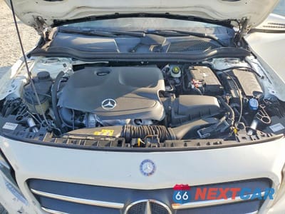 Zdjęcie 12 z 14 samochodu: 2015 MERCEDES-BENZ GLA 250 VIN:WDCTG4EB4FJ124182 - miniatura