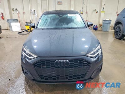 Piąte zdjęcie samochodu w środku: 2023 AUDI A3 PREMIUM VIN:WAUGUDGY0PA046919 - miniatura