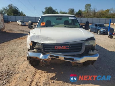 Piąte zdjęcie samochodu w środku: 2006 GMC NEW SIERRA C1500 VIN:1GTEC14V86E212391 - miniatura