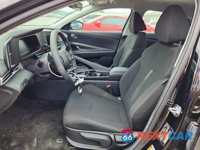 Zdjęcie 7 z 12 samochodu: 2026 HYUNDAI ELANTRA HYBRID BLUE VIN:KMHLM4DJ6TU201003 - miniatura