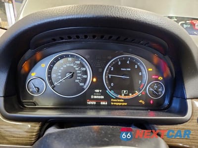 Zdjęcie 9 z 12 samochodu: 2014 BMW 535 XI VIN:WBA5B3C59ED537374 - miniatura