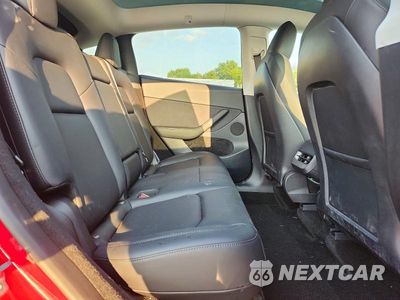 Zdjęcie 10 z 13 samochodu: 2023 TESLA MODEL Y VIN:7SAYGDEE4PF662902 - miniatura