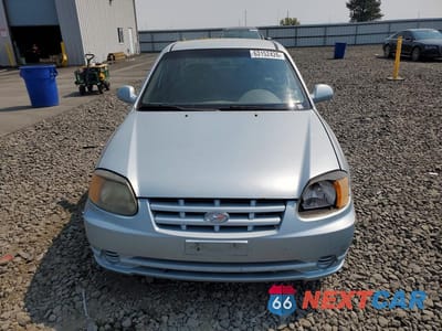 Piąte zdjęcie samochodu w środku: 2005 HYUNDAI ACCENT GLS VIN:KMHCG45C75U615580 - miniatura