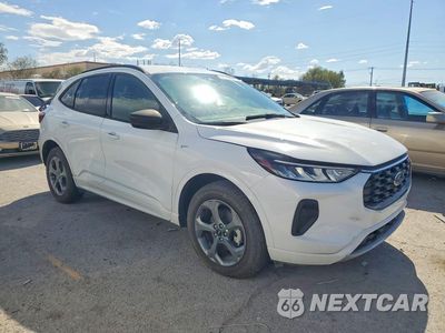 Czwarte zdjęcie samochodu z boku: 2023 FORD ESCAPE ST LINE VIN:1FMCU9MNXPUB01086 - miniatura