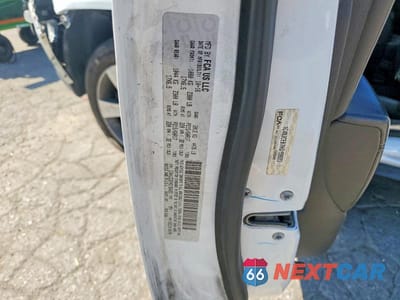 Zdjęcie 13 z 13 samochodu: 2017 JEEP COMPASS LATITUDE VIN:1C4NJCEB7HD156023 - miniatura