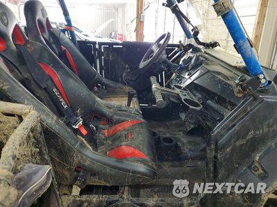 Piąte zdjęcie samochodu w środku: 2014 POLARIS RZR 4 800 EPS VIN:4XAXE7EA5EF269410 - miniatura