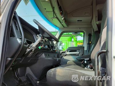 Zdjęcie 7 z 13 samochodu: 2024 KENWORTH T680 SEMI TRUCK VIN:1XKYDP9X0RJ365029 - miniatura