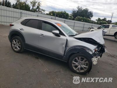 Czwarte zdjęcie samochodu z boku: 2021 MAZDA CX-30 PREMIUM VIN:3MVDMADMXMM227478 - miniatura