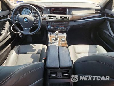 Zdjęcie 8 z 13 samochodu: 2016 BMW 528 I VIN:WBA5A5C54GD528762 - miniatura