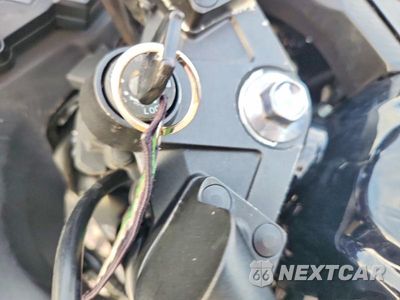 Zdjęcie 8 z 9 samochodu: 2014 KAWASAKI EX300 A VIN:JKAEX8A16EA001544 - miniatura