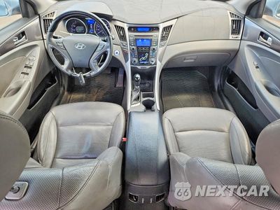 Zdjęcie 8 z 12 samochodu: 2012 HYUNDAI SONATA HYBRID VIN:KMHEC4A49CA034499 - miniatura