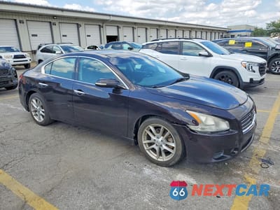 Czwarte zdjęcie samochodu z boku: 2010 NISSAN MAXIMA 3.5 S VIN:1N4AA5AP9AC855537 - miniatura