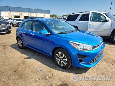 Czwarte zdjęcie samochodu z boku: 2023 KIA RIO S VIN:3KPA25AD8PE542929 - miniatura
