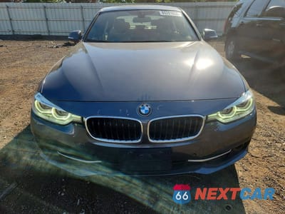 Piąte zdjęcie samochodu w środku: 2016 BMW 328 XI SULEV VIN:WBA8E3G56GNU05569 - miniatura