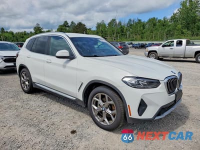 Czwarte zdjęcie samochodu z boku: 2022 BMW X3 XDRIVE30I VIN:5UX53DP03N9M81292 - miniatura