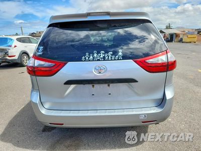 Zdjęcie 6 z 13 samochodu: 2020 TOYOTA SIENNA L VIN:5TDZZ3DC2LS054789 - miniatura