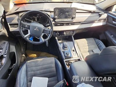 Zdjęcie 8 z 12 samochodu: 2022 MITSUBISHI OUTLANDER SE VIN:JA4J4UA87NZ084951 - miniatura