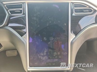 Zdjęcie 9 z 13 samochodu: 2018 TESLA MODEL S VIN:5YJSA1E29JF244433 - miniatura