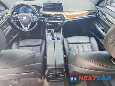 Zdjęcie 8 z 12 samochodu: 2018 BMW 640 XIGT VIN:WBAJV6C55JBC99913 - miniatura