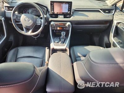 Zdjęcie 8 z 13 samochodu: 2019 TOYOTA RAV4 LIMITED VIN:JTMN1RFV2KD506192 - miniatura