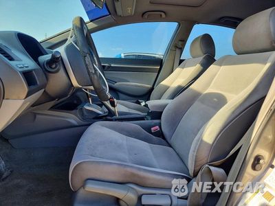 Zdjęcie 7 z 12 samochodu: 2006 HONDA CIVIC EX VIN:1HGFA16836L145620 - miniatura