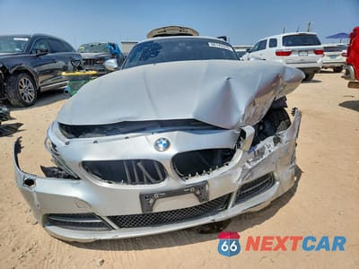 Piąte zdjęcie samochodu w środku: 2015 BMW Z4 SDRIVE28I VIN:WBALL5C56FP557369 - miniatura