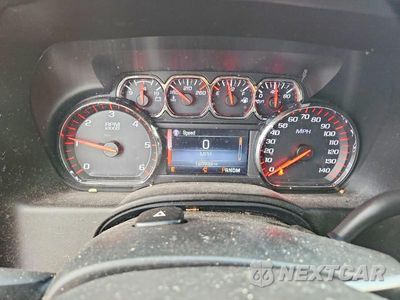 Zdjęcie 9 z 13 samochodu: 2016 GMC YUKON SLE VIN:1GKS2AKC2GR368030 - miniatura