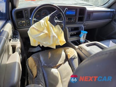 Zdjęcie 8 z 13 samochodu: 2004 CHEVROLET TAHOE K1500 VIN:1GNEK13Z64J143557 - miniatura