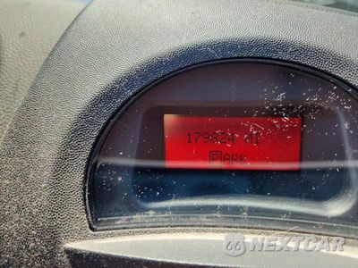 Zdjęcie 9 z 12 samochodu: 2005 PONTIAC GRAND PRIX VIN:2G2WP522051231806 - miniatura