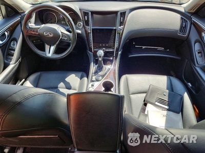 Zdjęcie 8 z 12 samochodu: 2019 INFINITI Q50 3.0T LUXE VIN:JN1EV7AR9KM558134 - miniatura
