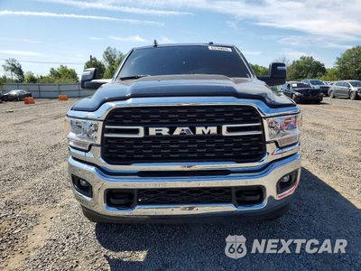 Piąte zdjęcie samochodu w środku: 2024 RAM 2500 BIG HORN VIN:3C6UR5DJ8RG386495 - miniatura
