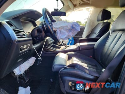 Zdjęcie 7 z 13 samochodu: 2019 BMW X7 XDRIVE40I VIN:5UXCW2C55KL089580 - miniatura