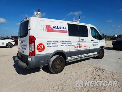 Trzecie zdjęcie samochodu z tyłu: 2016 FORD TRANSIT T-250 DELIVERY VAN VIN:1FTYR1ZM0GKA89992 - miniatura