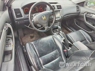 Zdjęcie 8 z 12 samochodu: 2006 HONDA ACCORD EX VIN:1HGCM72706A020757 - miniatura
