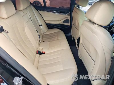 Zdjęcie 10 z 12 samochodu: 2021 BMW 530 I VIN:WBA53BH01MWX18623 - miniatura
