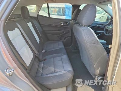 Zdjęcie 10 z 12 samochodu: 2026 CHEVROLET TRAX LS VIN:KL77LFEPXTC140118 - miniatura