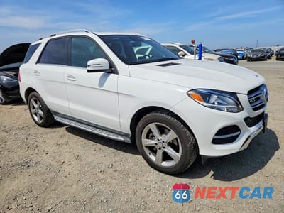 Czwarte zdjęcie samochodu z boku: 2017 MERCEDES-BENZ GLE 350 4MATIC VIN:4JGDA5HB0HA850035 - miniatura