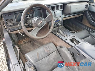 Zdjęcie 8 z 12 samochodu: 1986 CHEVROLET CORVETTE VIN:1G1YY6780G5902275 - miniatura