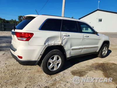 Trzecie zdjęcie samochodu z tyłu: 2012 JEEP GRAND CHEROKEE LAREDO VIN:1C4RJFAG5CC270069 - miniatura