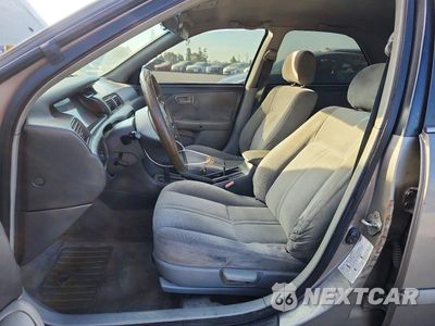 Zdjęcie 7 z 12 samochodu: 2001 TOYOTA CAMRY CE VIN:4T1BG22K61U033623 - miniatura