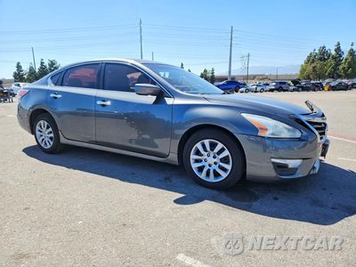 Czwarte zdjęcie samochodu z boku: 2015 NISSAN ALTIMA 2.5 S VIN:1N4AL3AP2FN323783 - miniatura