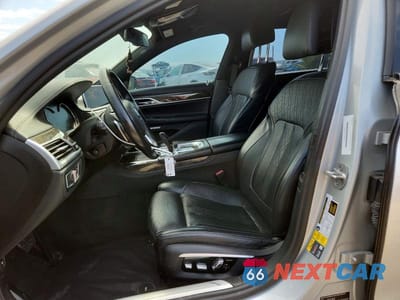 Zdjęcie 7 z 12 samochodu: 2017 BMW 740 XE VIN:WBA7J2C38HG497859 - miniatura
