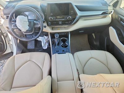Zdjęcie 8 z 14 samochodu: 2025 TOYOTA HIGHLANDER HYBRID XLE VIN:5TDKBRCH5SS656381 - miniatura