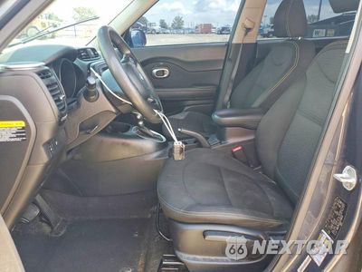 Zdjęcie 7 z 13 samochodu: 2014 KIA SOUL + VIN:KNDJP3A55E7106616 - miniatura