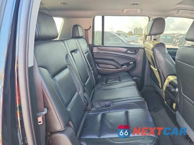 Zdjęcie 10 z 12 samochodu: 2019 CHEVROLET SUBURBAN K1500 LT VIN:1GNSKHKC5KR122738 - miniatura
