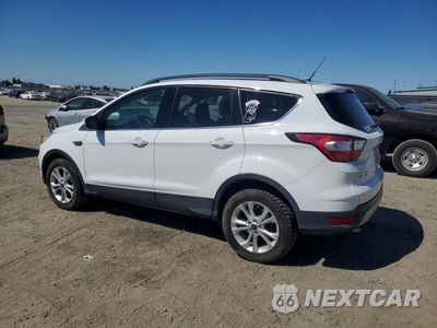 Drugie zdjęcie samochodu z przodu: 2018 FORD ESCAPE SE VIN:1FMCU9GD2JUC77298 - miniatura