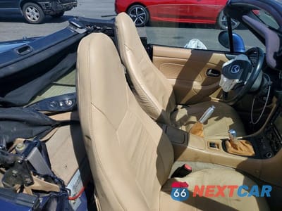 Zdjęcie 10 z 12 samochodu: 2001 MAZDA MX-5 MIATA BASE VIN:JM1NB353010208191 - miniatura